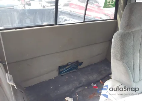 2002 GMC Sonoma Sls z USA, uszkodzony, nr VIN 1GTCT19W728252477